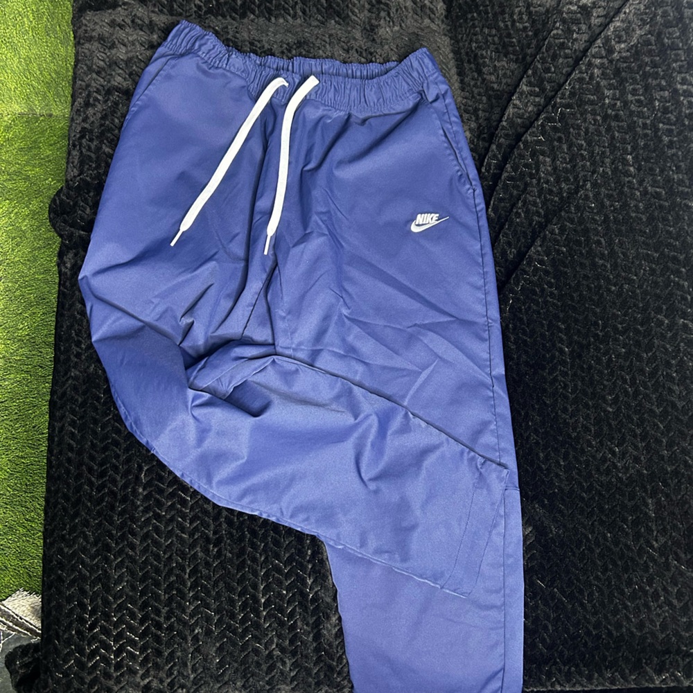 Nike casual pants Size L